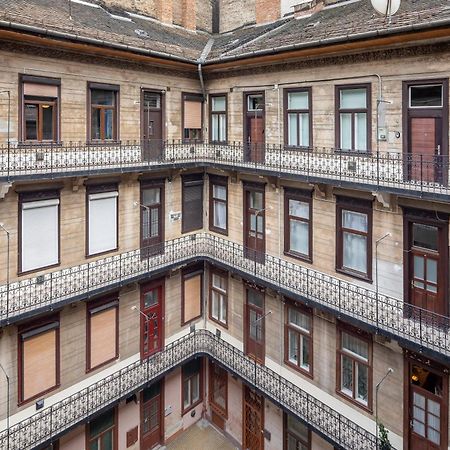 Central Cozy Stay 布达佩斯 外观 照片